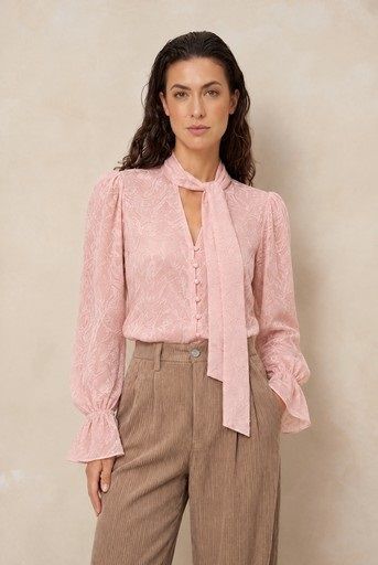 Lofty Manner Jett Blouse Light Pink